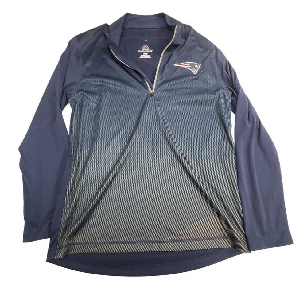 Majestic New England Patriots sweater Men's Medium blue quarter-zip pullover